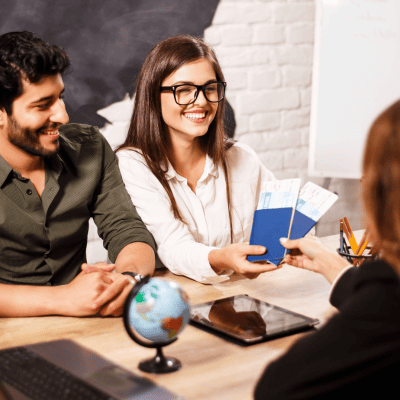 VISITOR & FAMILY VISAS